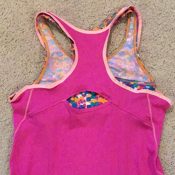 Set of 2 sports bra and tank, S,XS. GUC. - Picture 7 of 8
